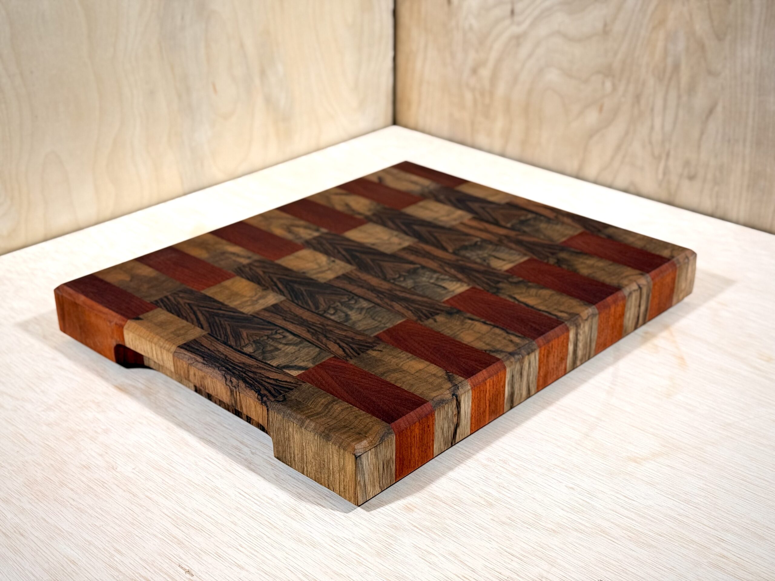 end grain cutting board